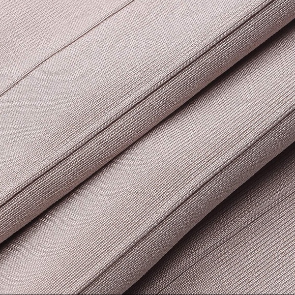 THE COURT REPORTER 2 PIECE BANDAGE SET-BEIGE *NWT* - Picture 7 of 7